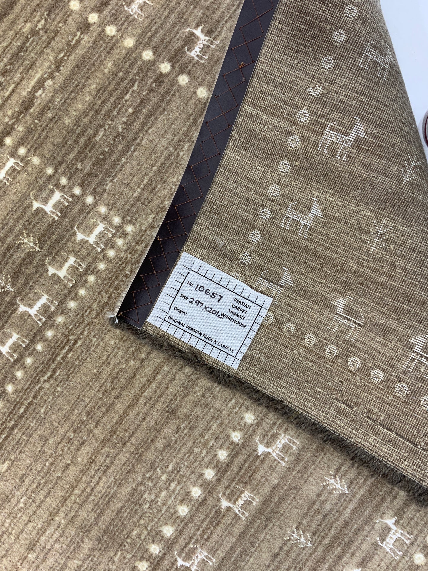 Hand-Loom rug woven with fine wool and bamboo silk, 297x201cm | Rug# 10657