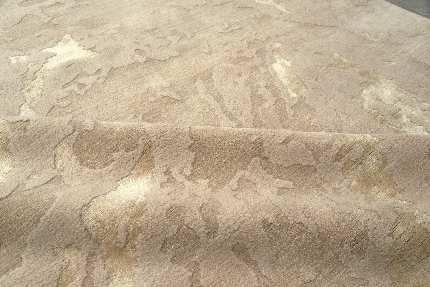 Tibetan weave modern designer rug, Llama and Lamb wool with pure silk, 363x273 cm | RUG#32082
