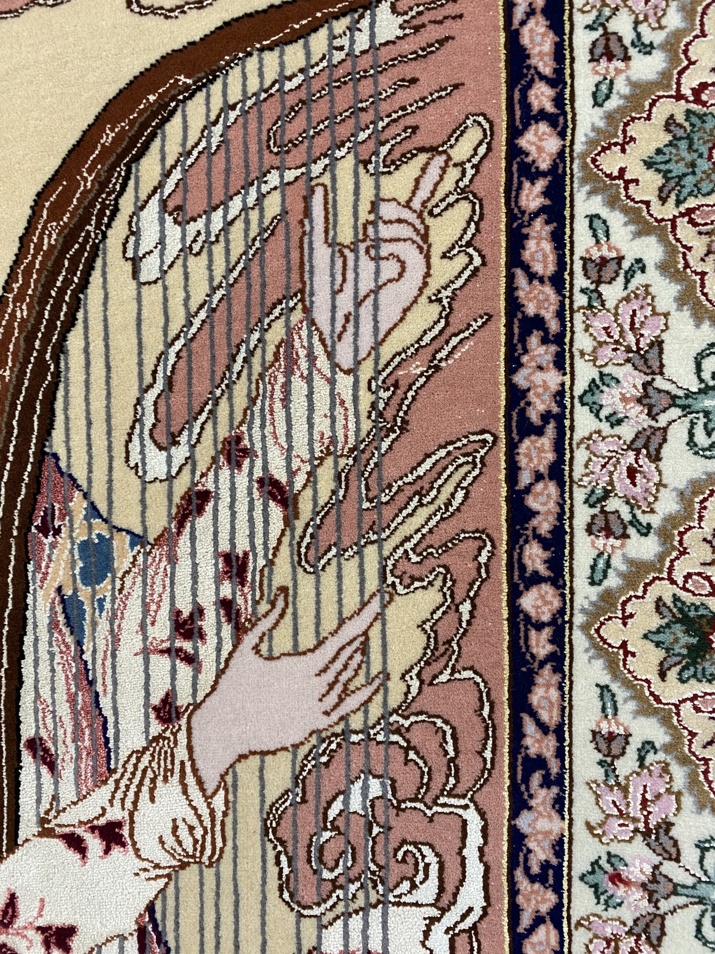Superb Pictorial Isfahan 127x80cm | Rug# 10111