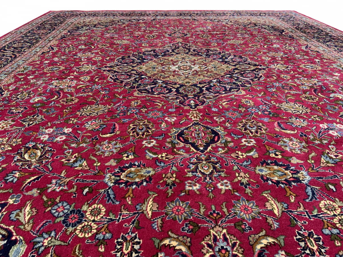 Hand-knotted vintage Mashad 406x294cm | Rug# 10199