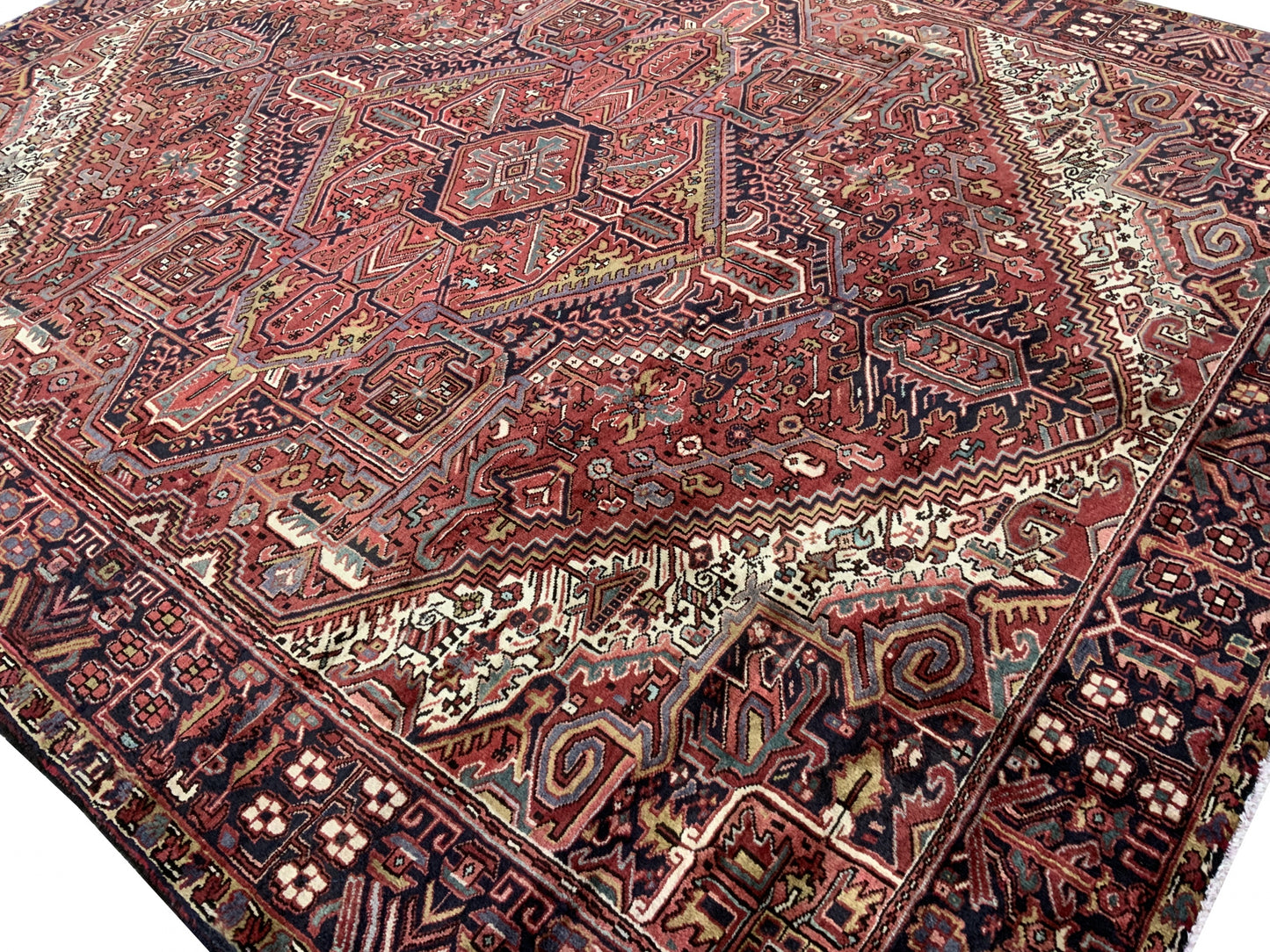 Vintage Heriz, Persia 368x295cm | Rug# 10331