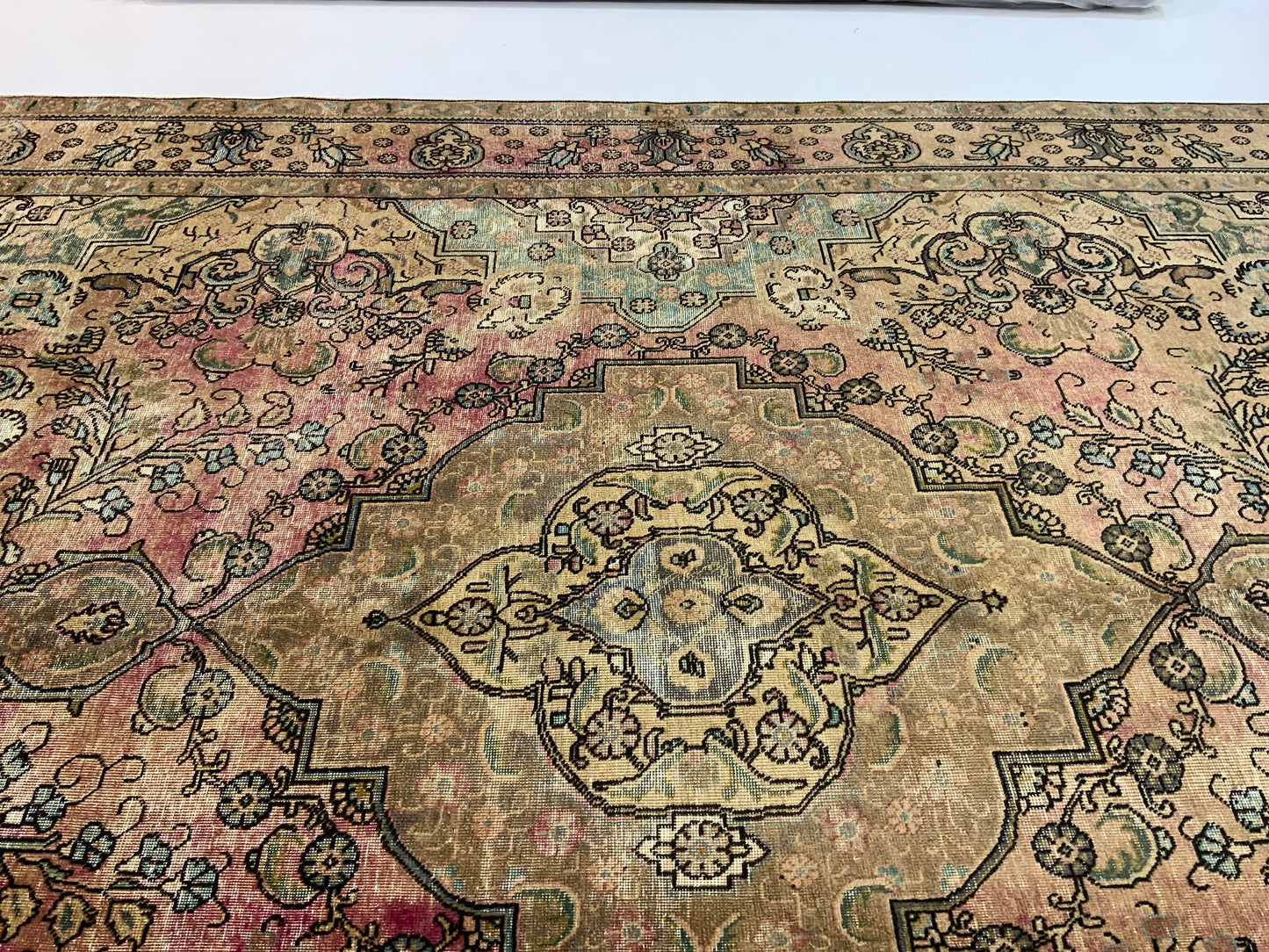 Vintage-Distressed Overdyed Rug 387x297cm | Rug# 10643 (APA)