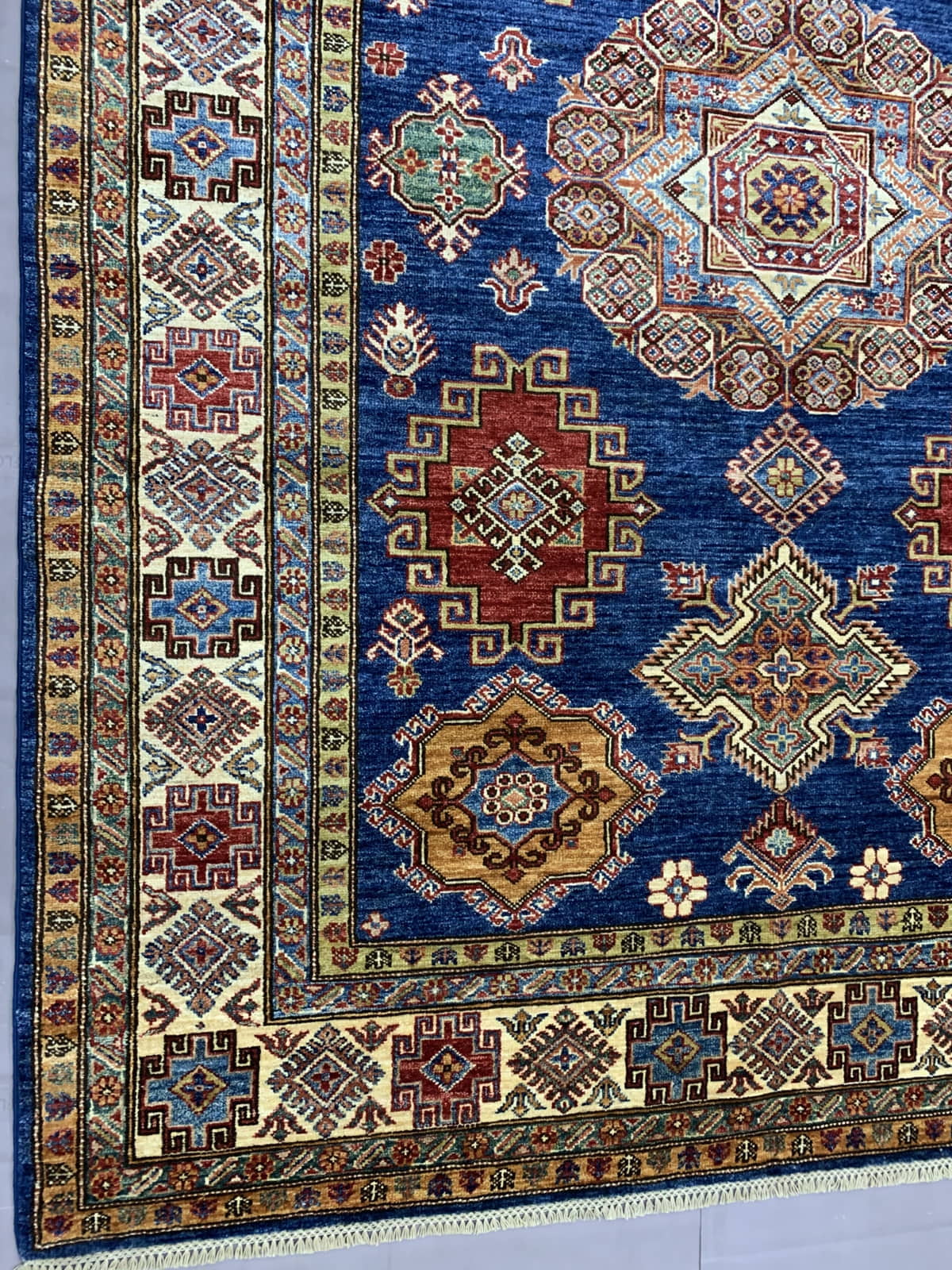 New-weave Chechen kazak 241x177cm | Rug#26227 (APA)