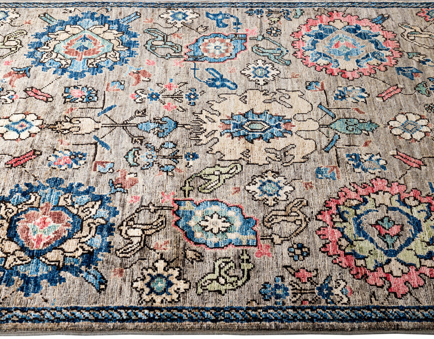 Afghan Turkaman weave in 16th-century Safavid design 583x90cm | Rug# 26895