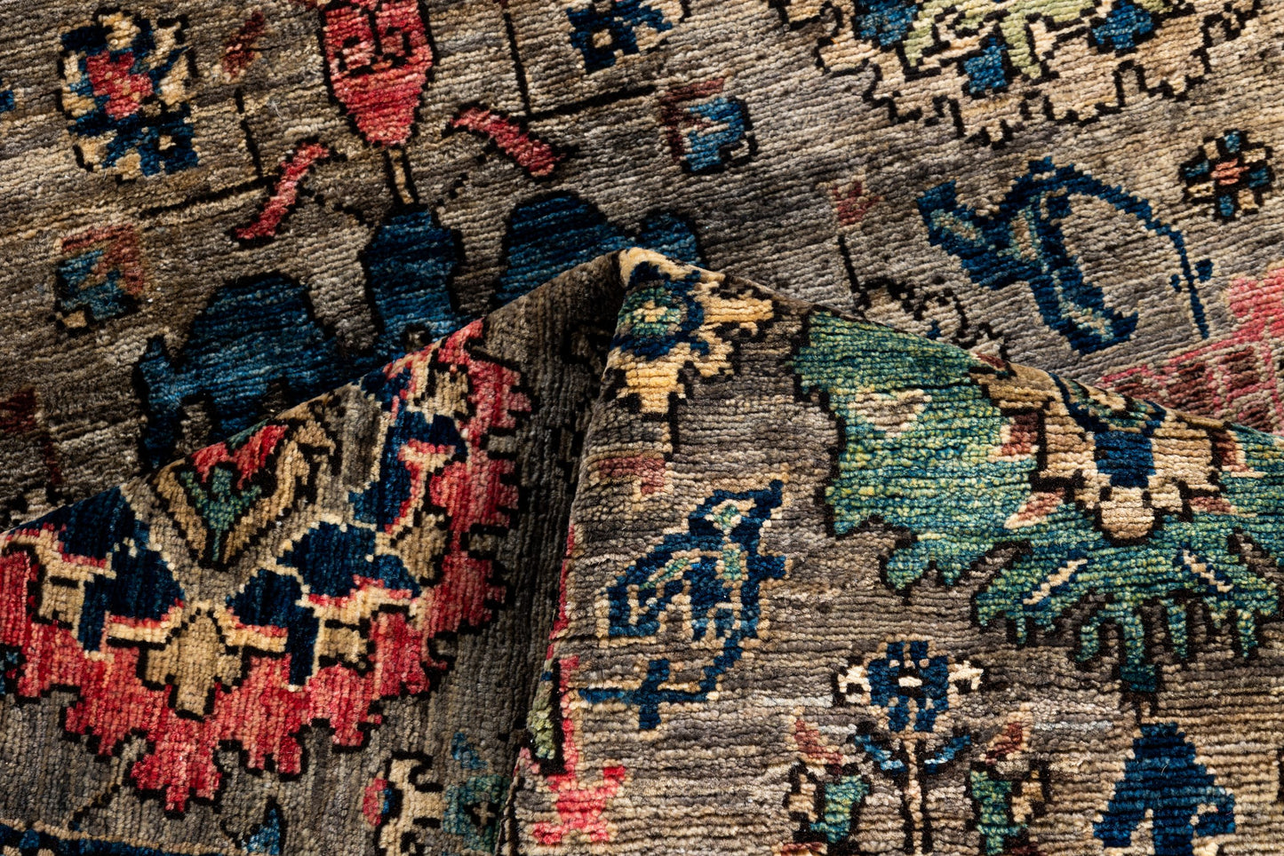 Afghan Turkaman weave in 16th-century Safavid design 583x90cm | Rug# 26895