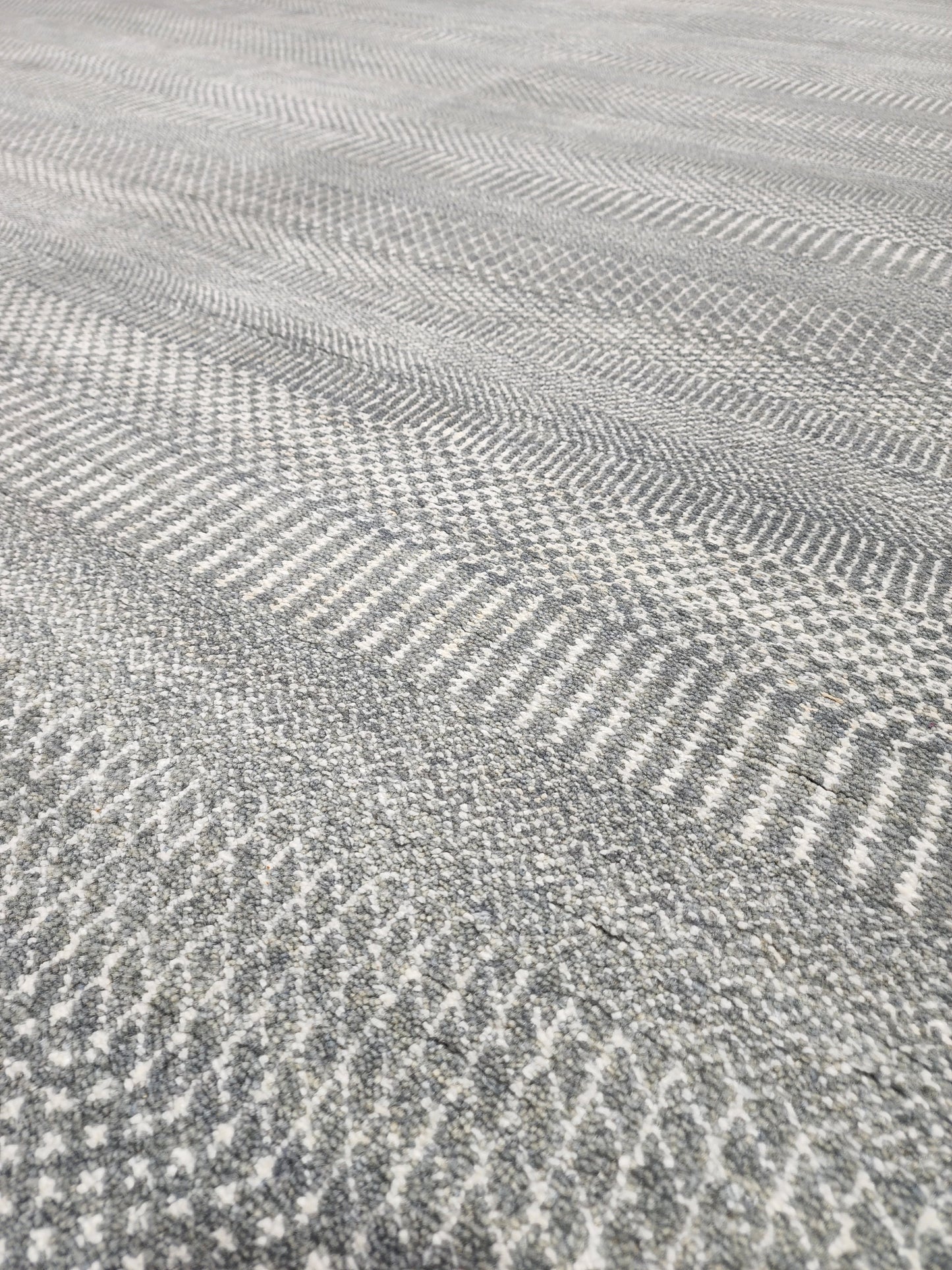 Scandinavian Modern Rug 302x243cm | Rug# 30569