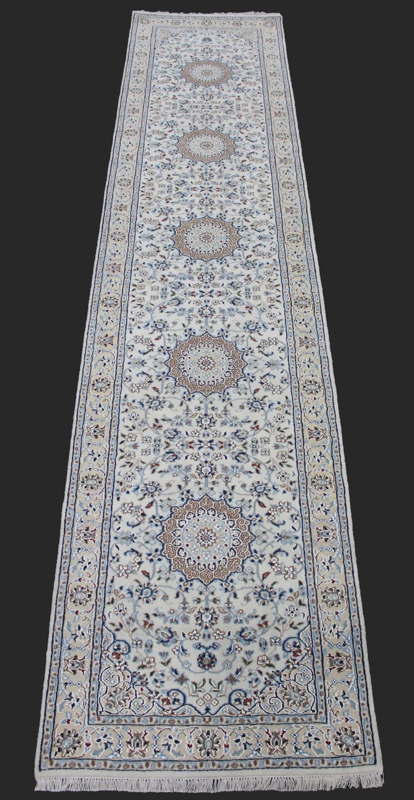 Very fine Amritsar Hall Runner in Nain design, 372x84cm | Rug# 31034
