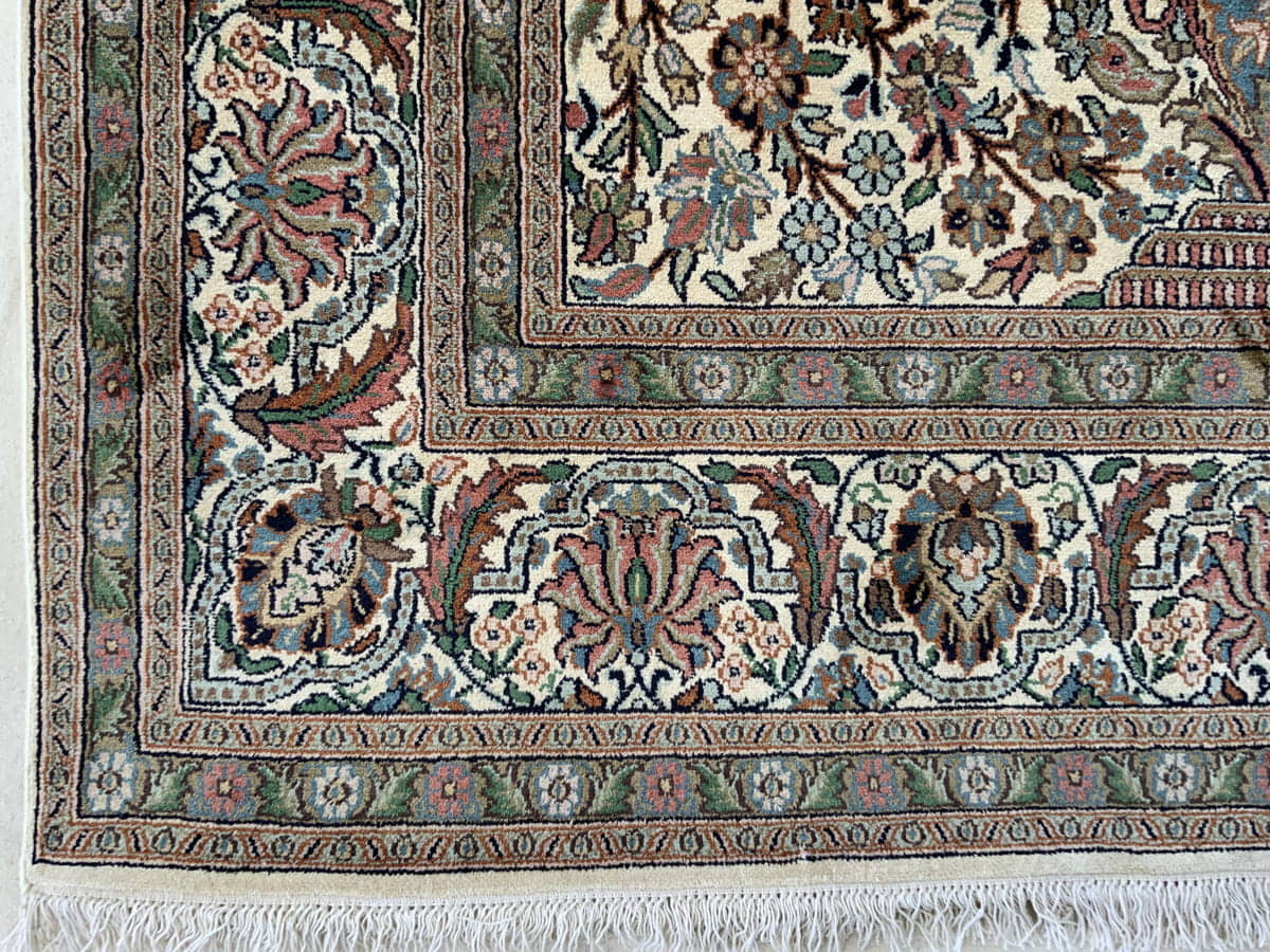 Kashmir Silk Tree-of-Life 188x123cm | Rug# 31211