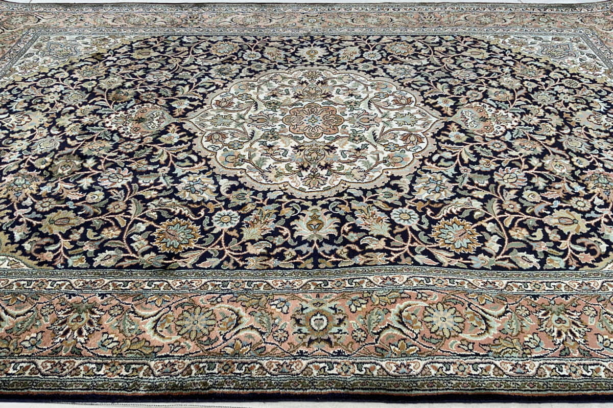 Kashmir Silk Safavid 186x127cm | Rug# 31215
