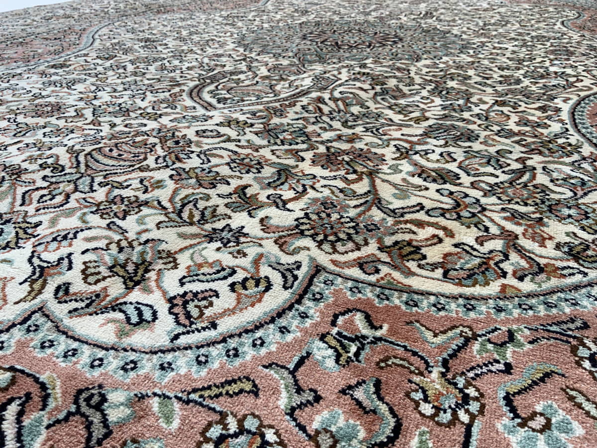 Kashmir Silk floral-design 240x173cm | Rug# 31221