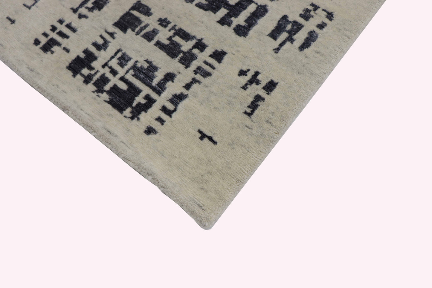 Hand-Knotted in Tibetan weave and in Modern design 302x82cm | Rug # 31457