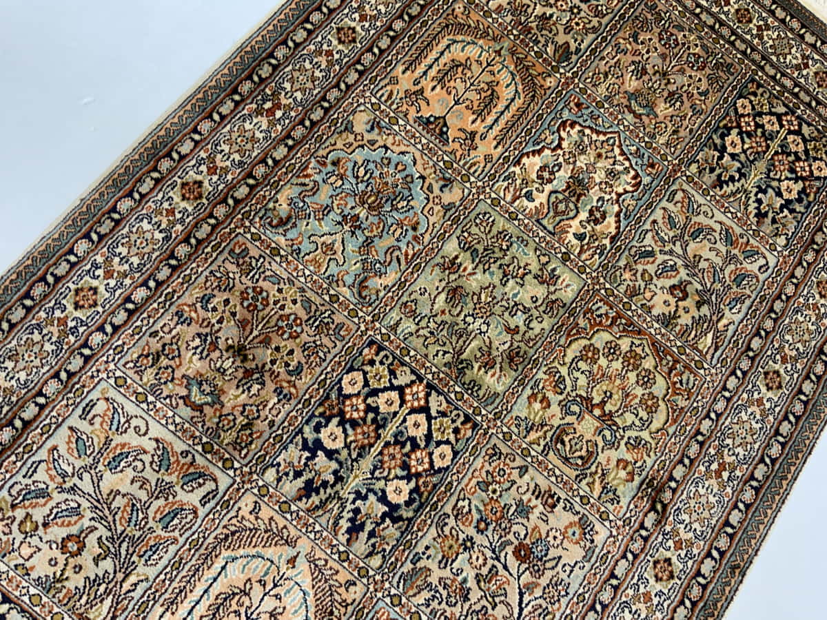 Srinagar Kashmir, pure silk pile, 125x80cm | Rug# 31600