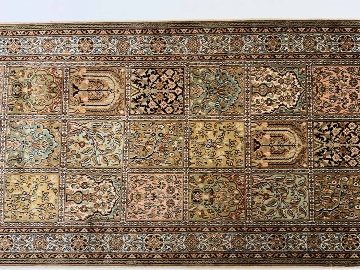 Srinagar Kashmir silk 244x80cm | Rug# 31616