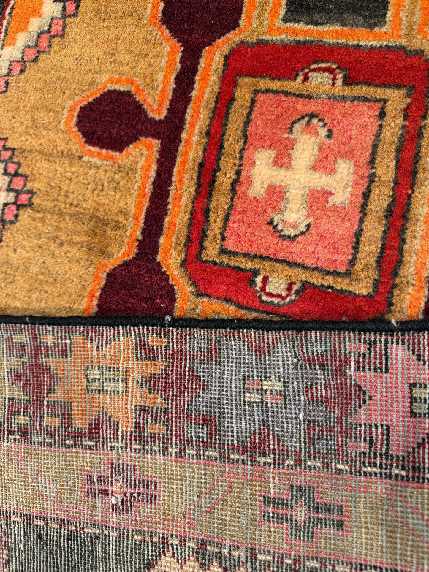 Vintage Meshkin Tribal Runner, Persia 390x122cm | Rug# 1001FA