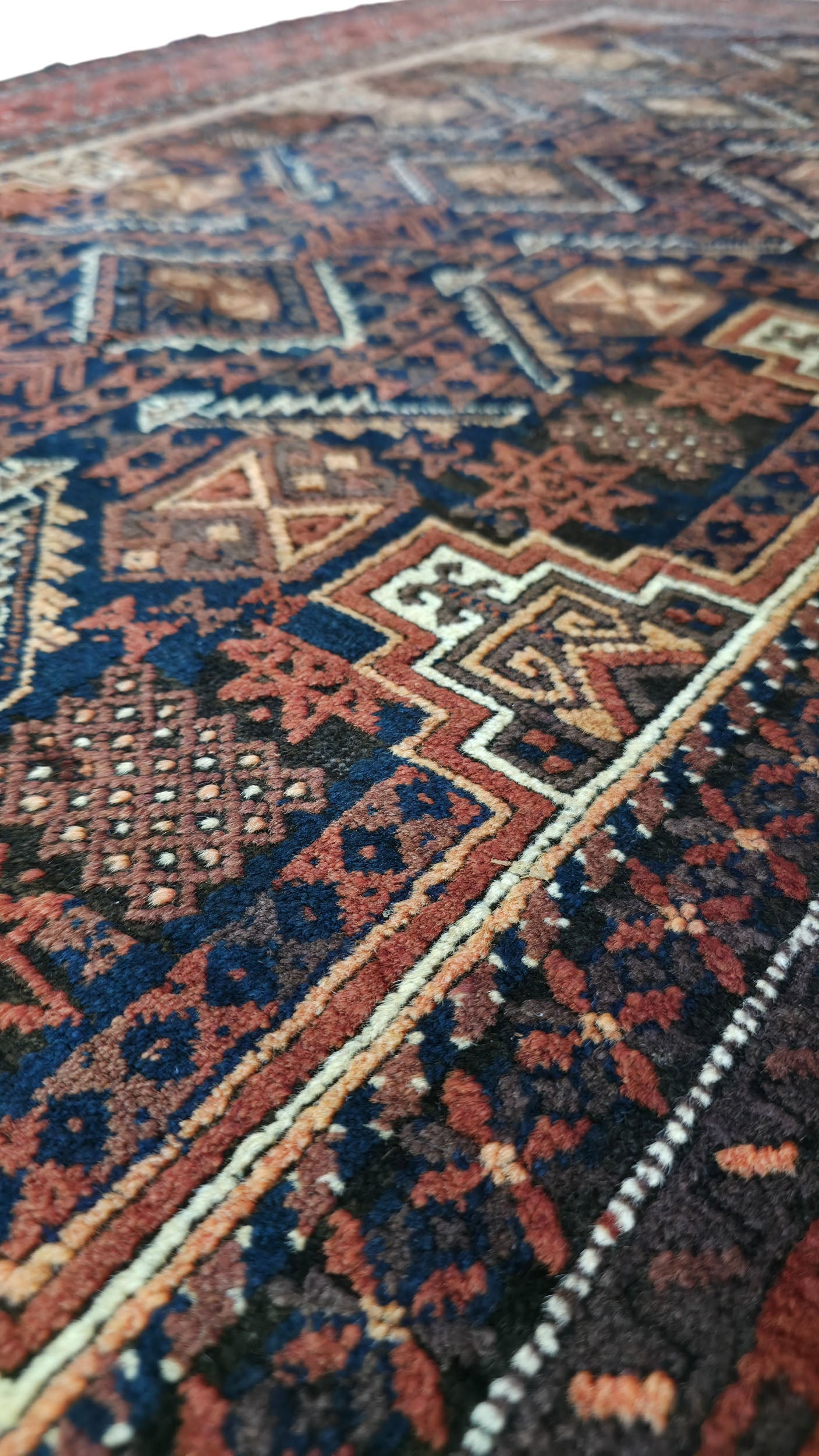 Early 20th century antique Balouch, 186×107 cm | Rug# 11535