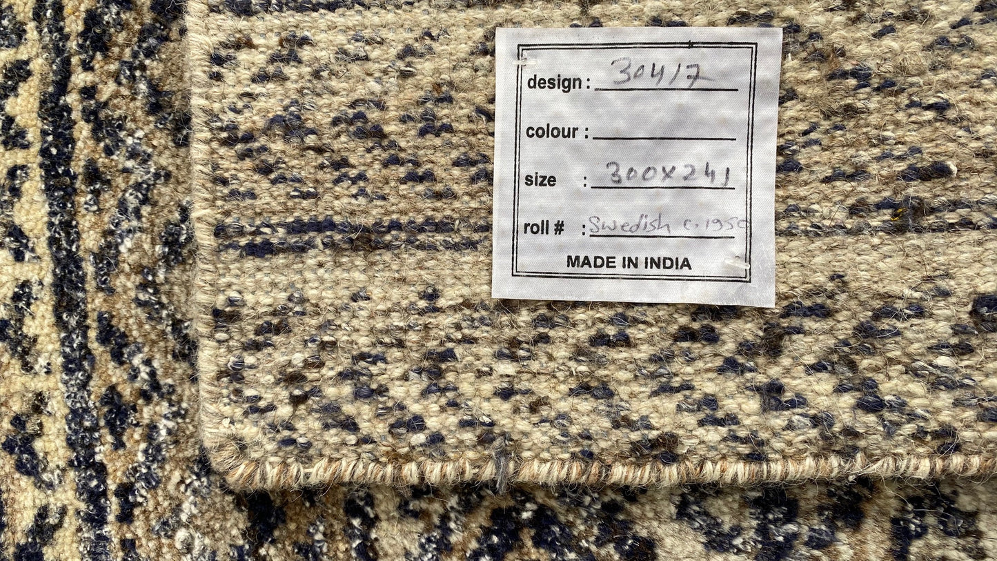 Hand knotted Tibetan weave Himalayan rug 300×241 cm | Rug# 30417