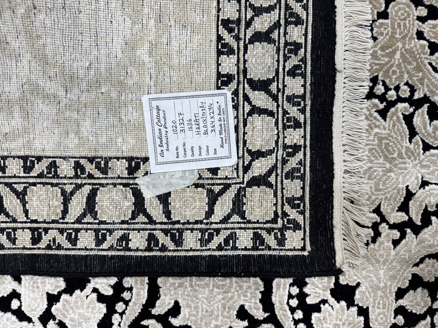 Amritsar Tabriz in all-over Herati design 364x271cm | Rug# 31327