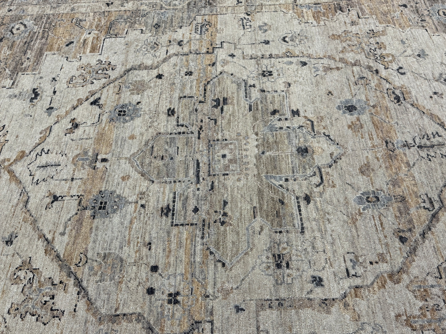 Modern Caucasian designer Rug 317x244cm | Rug# 31944