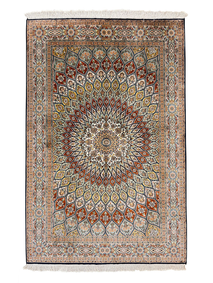 Hand knotted Kashmir pure silk pile rug, size 187x123cm | Rug# 32048