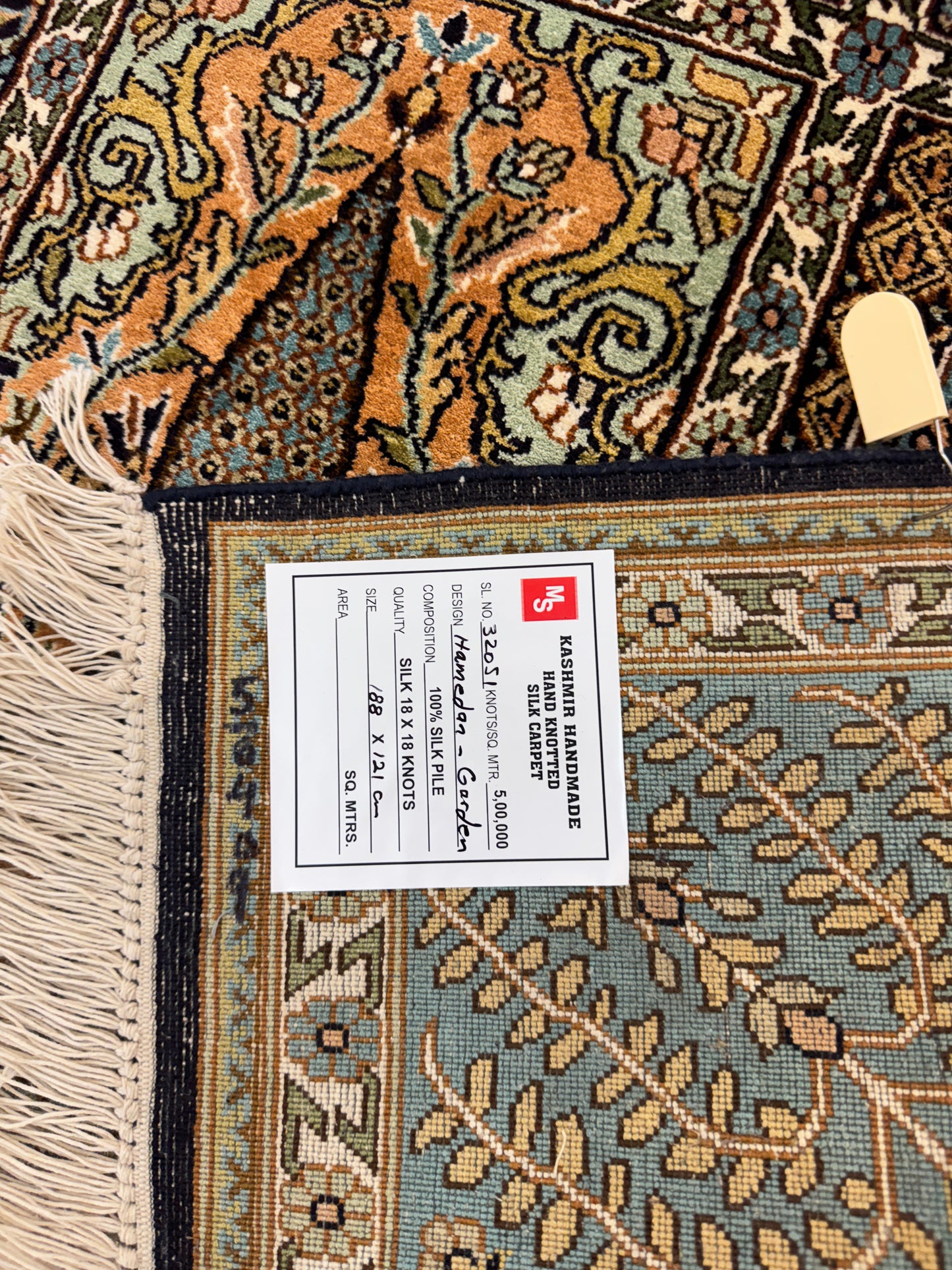 Hand knotted Kashmir pure silk pile rug, 188x121cm | Rug# 32051