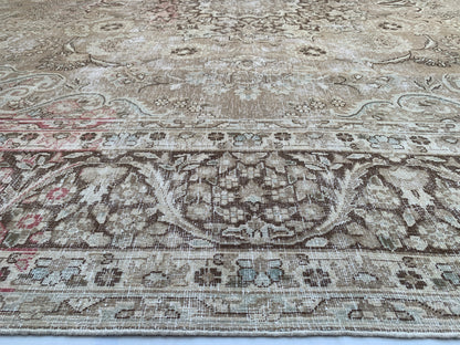 Vintage and distressed Persian Kerman 380x297cm | Rug# 27151