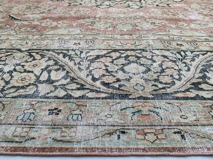 Vintage and distressed Persian Kerman 396x300cm | Rug# 27152