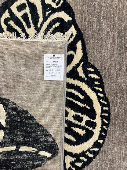 Hand knotted modern designer rug 370x117cm | RUG # 27164