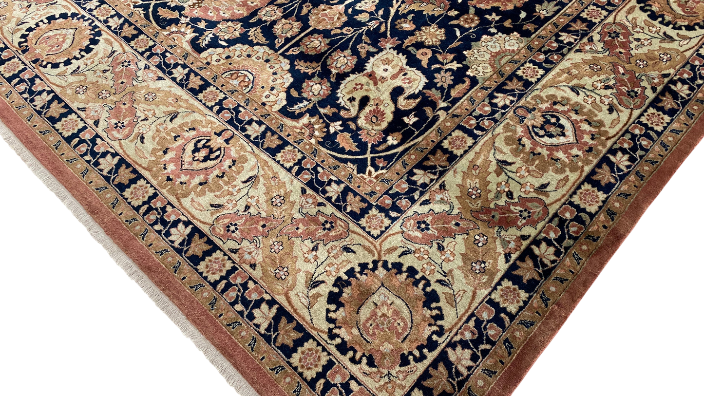 Superfine 19th c Tabriz design, vegetable dyes and fine wool 426x302 cm | Rug# 30018