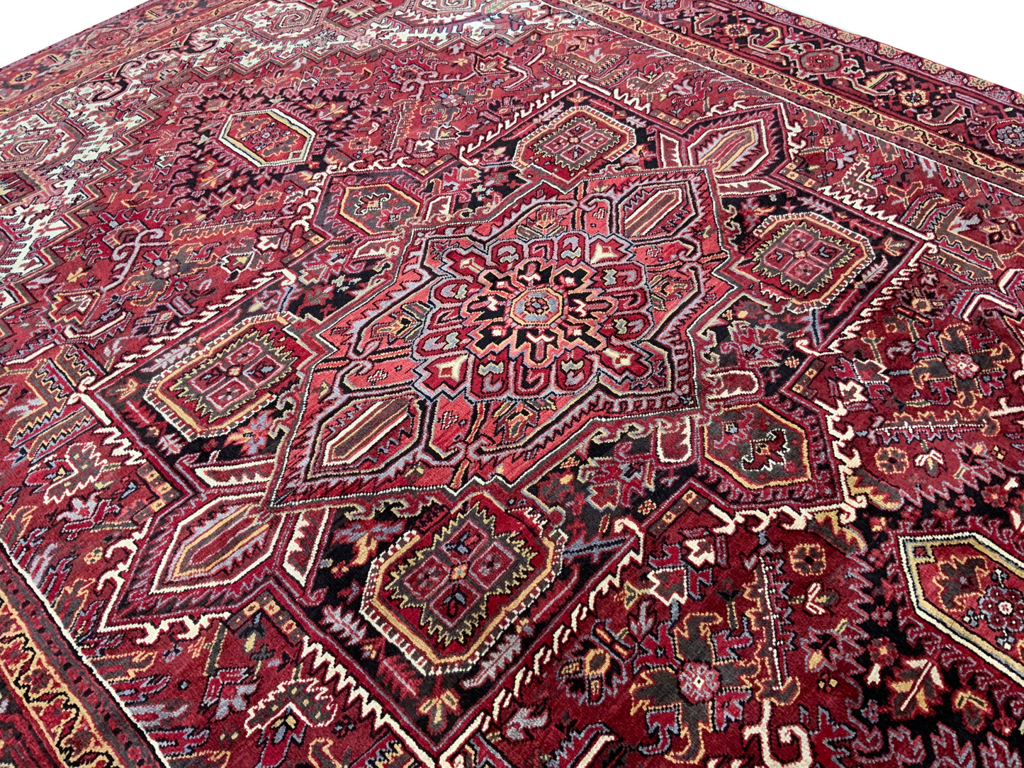Vintage Persian Heriz Rug 371x280cm | Rug# 10327