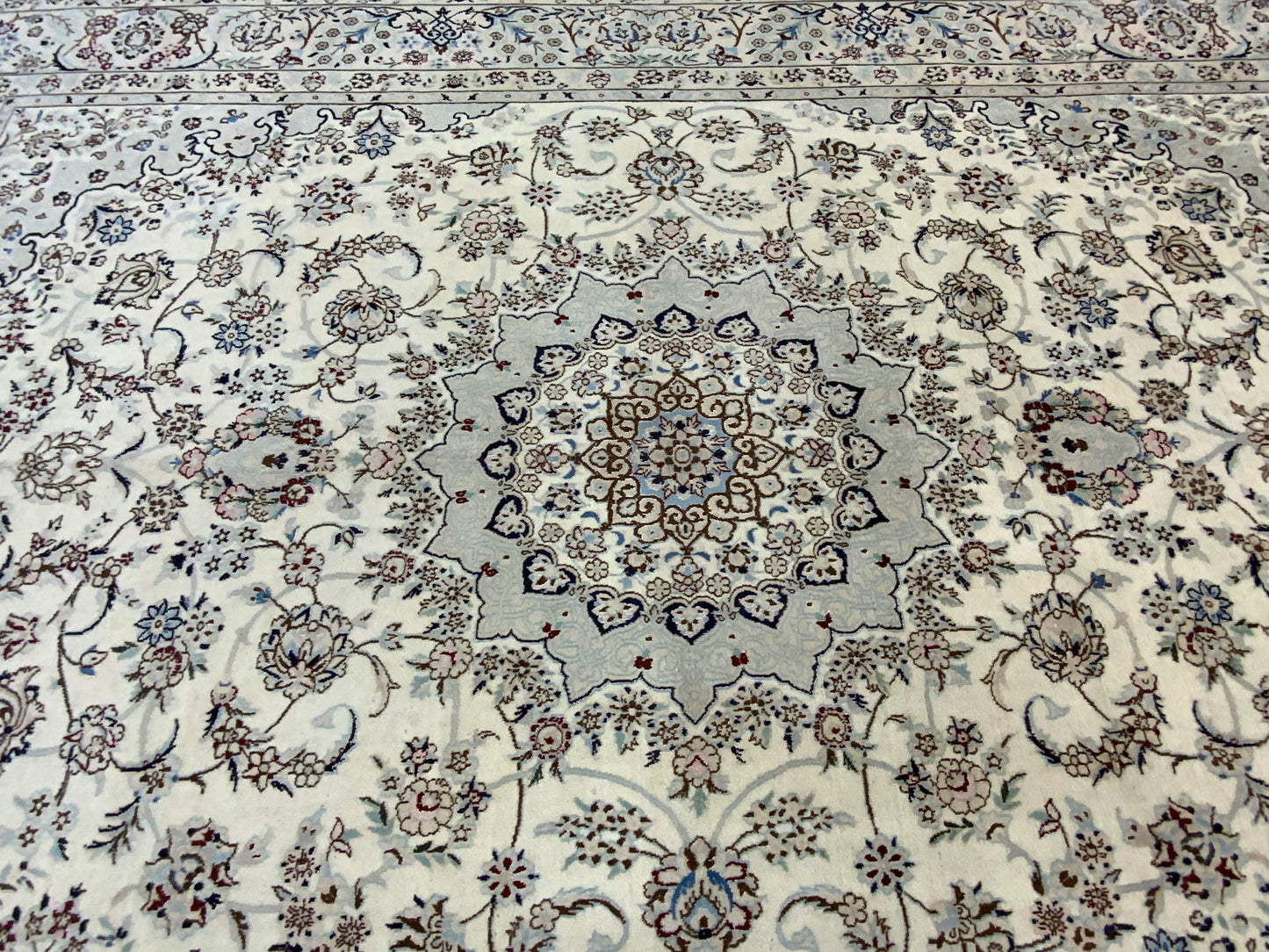 Persian Nain 9LA 344x250cm | Rug# 10293
