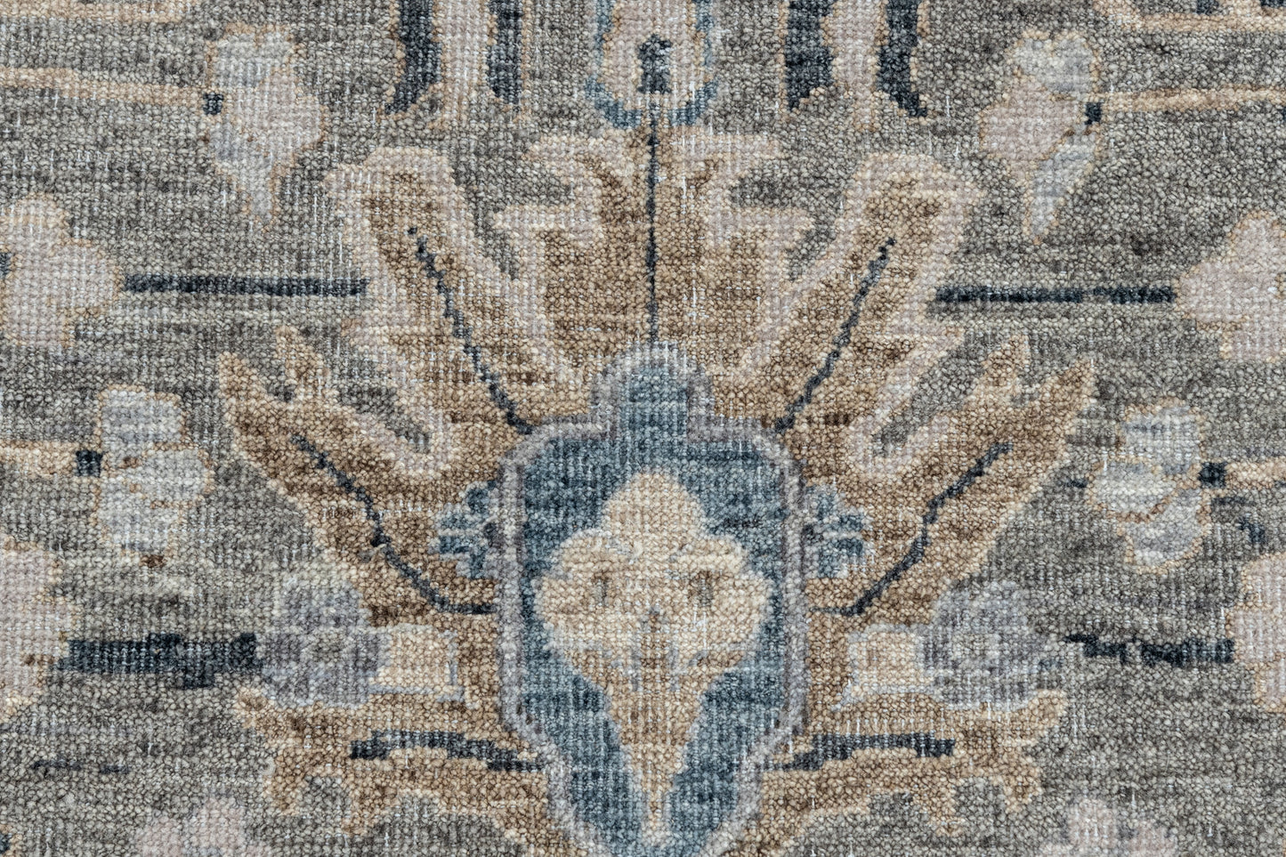 Jaipur rug in a classic 17th century Bijar design 370x275 cm | Rug # 31804
