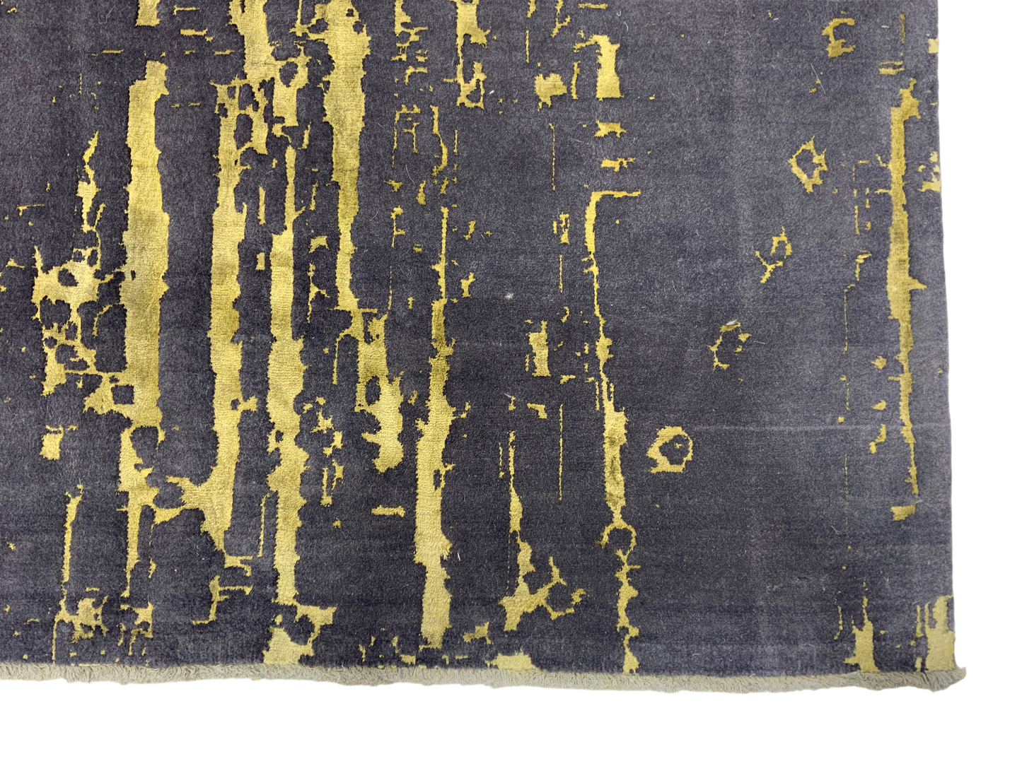 A Jakard-loom rug woven with fine Persian wool and bamboo silk pile  390x298cm | Rug# 10678