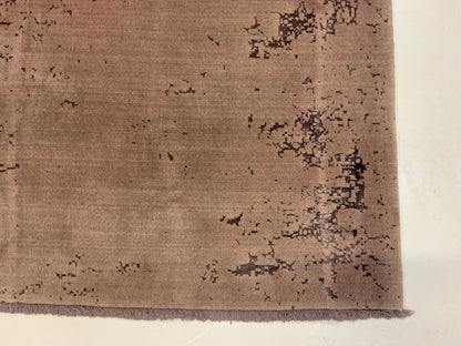 Hand-Loom rug woven with fine wool and bamboo silk pile  294x204cm | Rug# 10648