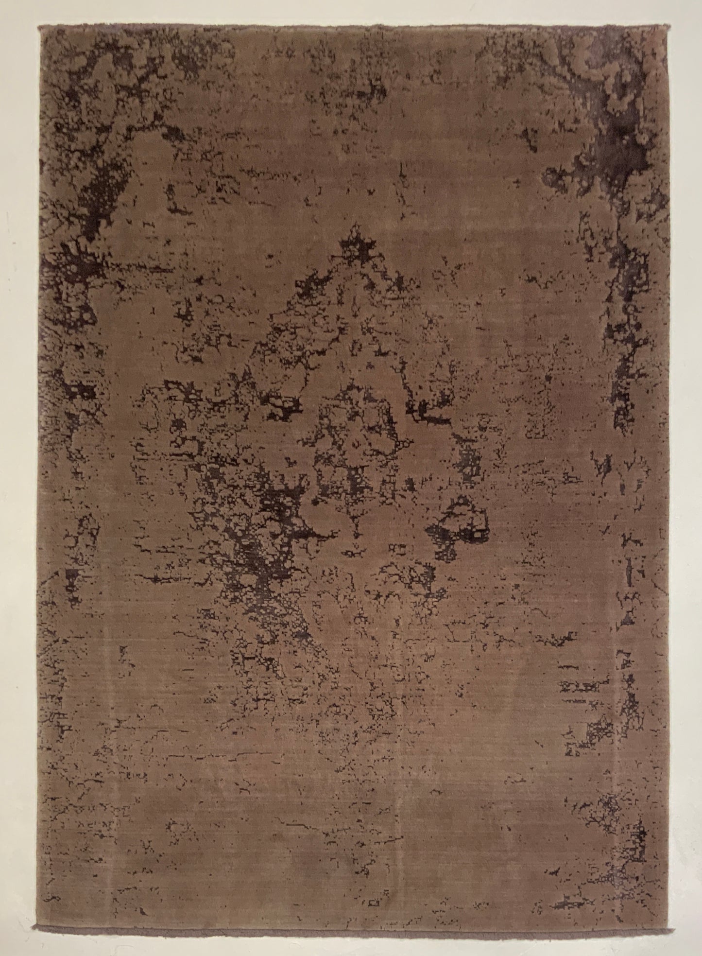 Hand-Loom rug woven with fine wool and bamboo silk pile  294x204cm | Rug# 10648