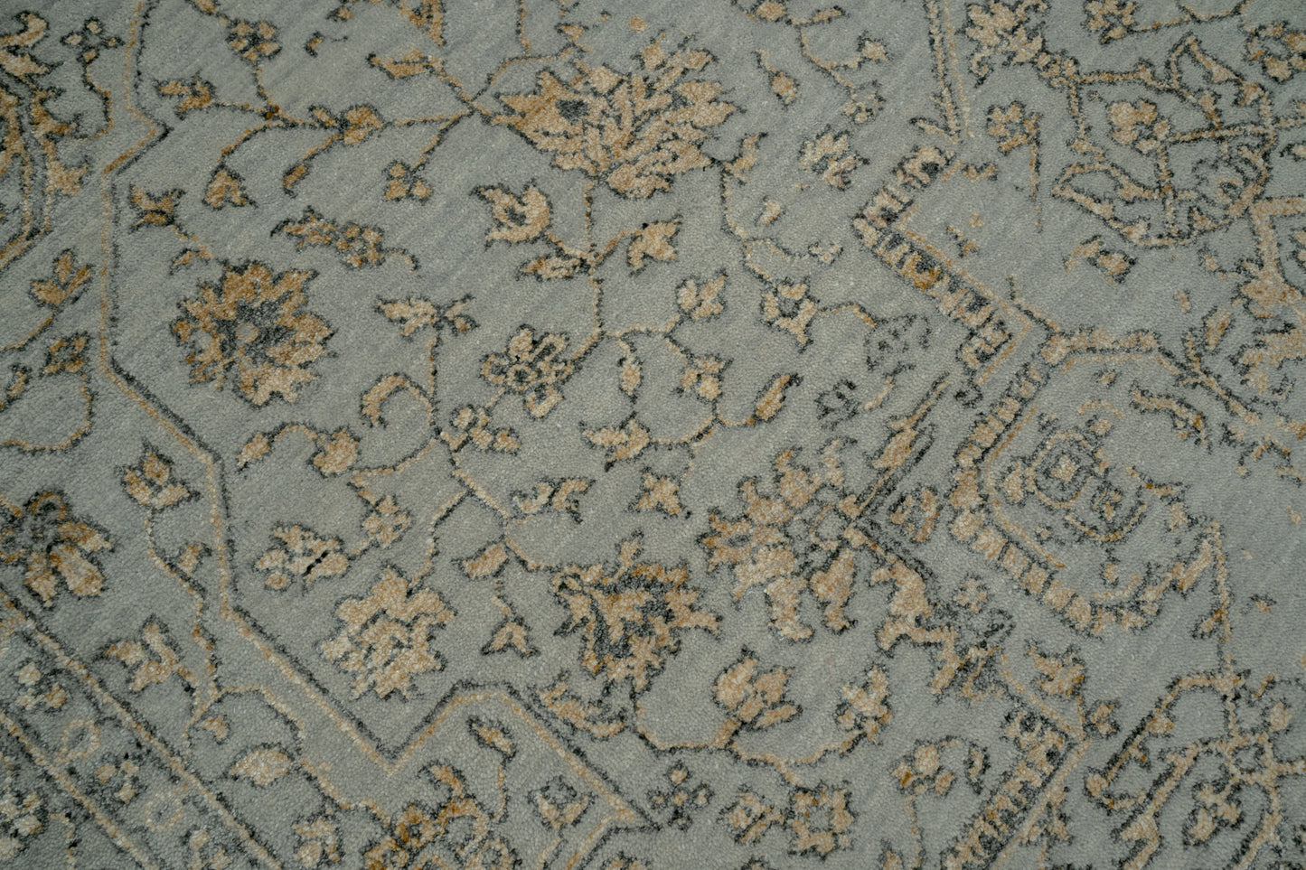Hand knotted Transitional design  NZ wool and bamboo silk  277x184 cm | Rug #31972