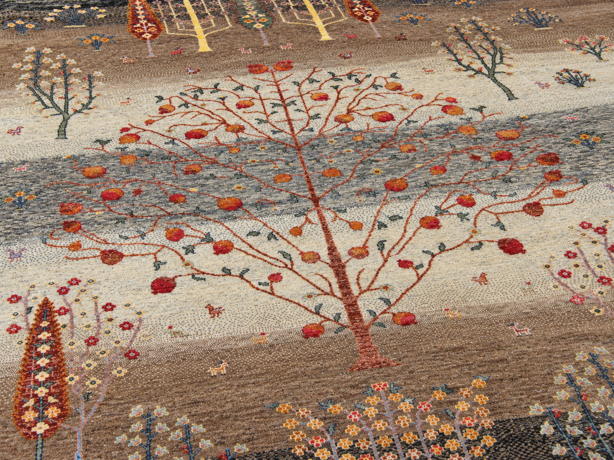 Gabbeh-Inspired Tree of Life Rug 304×243 cm | Rug# 32659