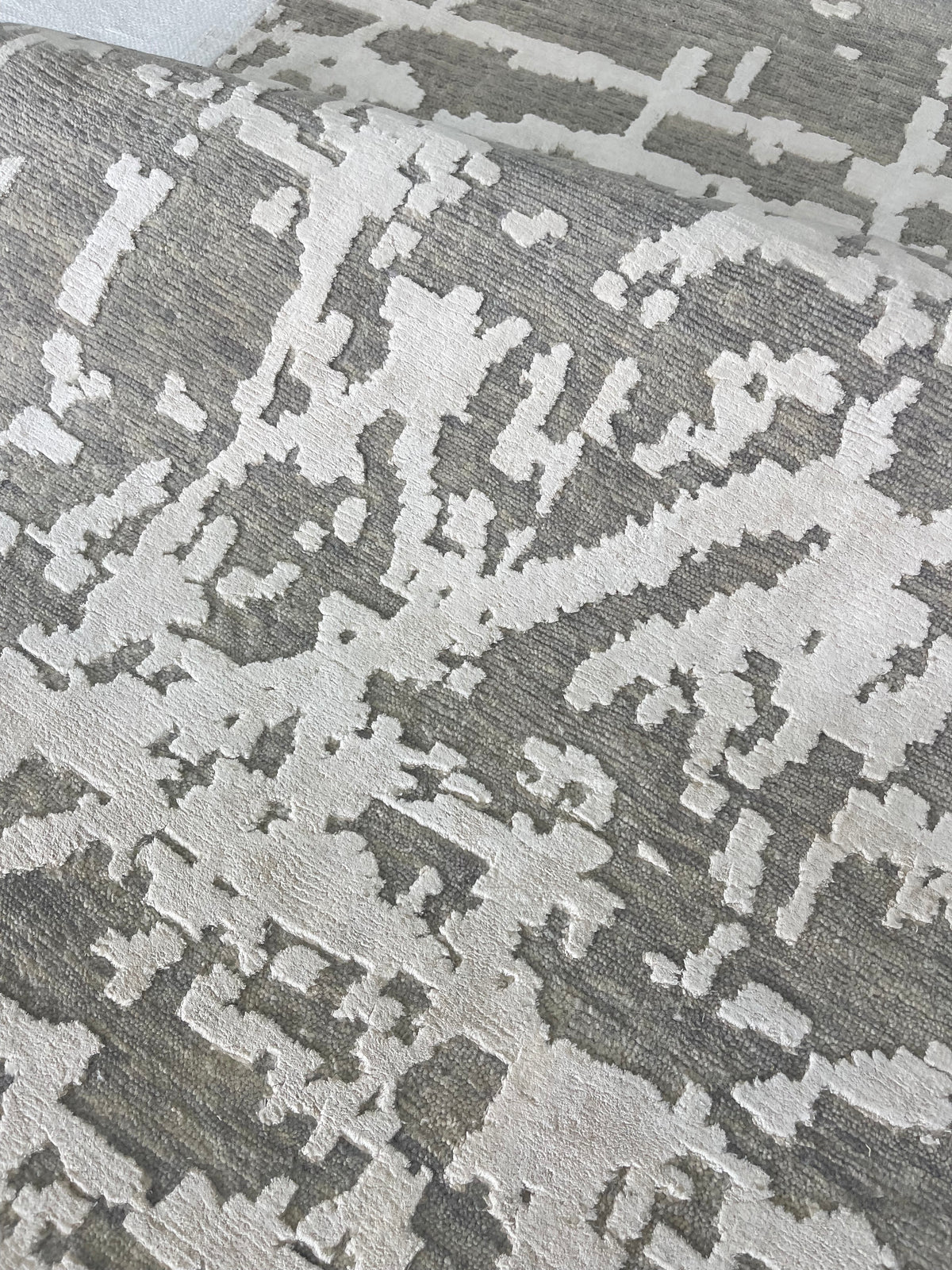 Hand-Knotted Abstract Designer Runner Rug 364x83 cm | Rug# 31454