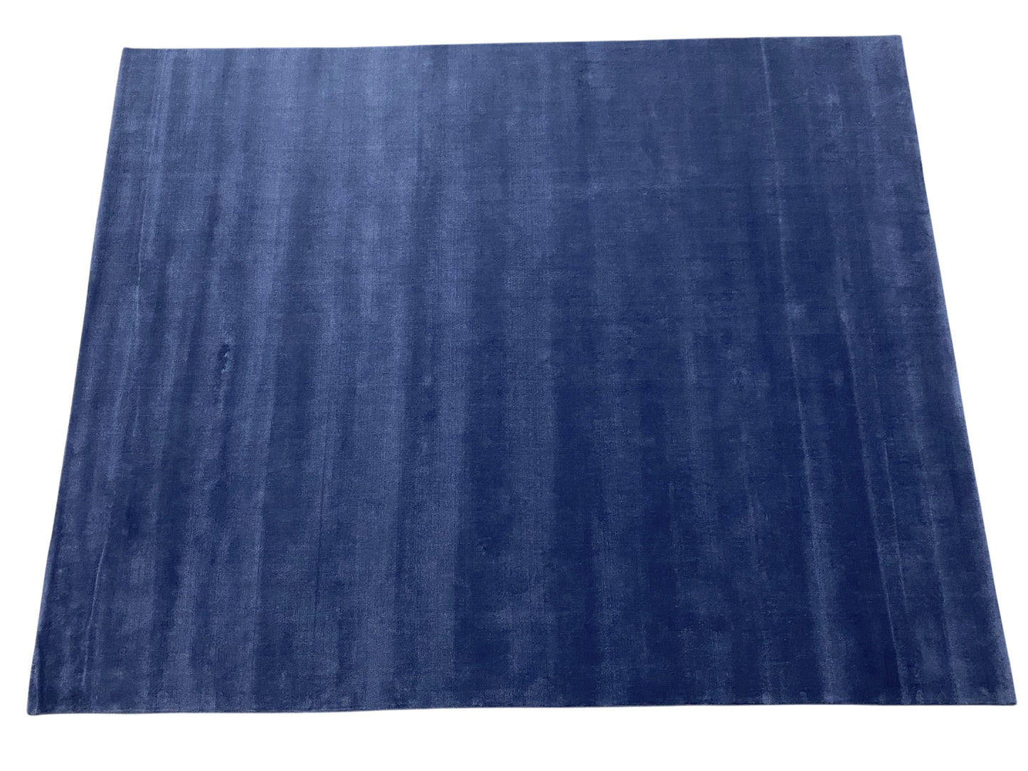 A luxurious contemporary rug, hand-loomed in a soft plush 306x249cm | RUG#31514