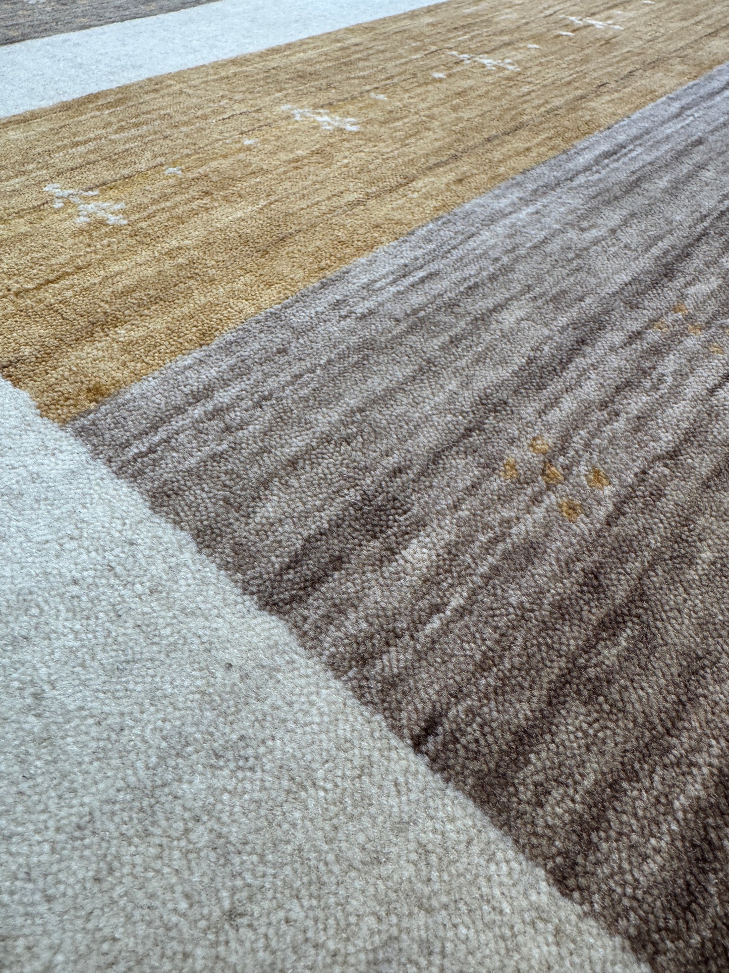 modern Gabbeh rug, India 276x187cm | RUG# 31860