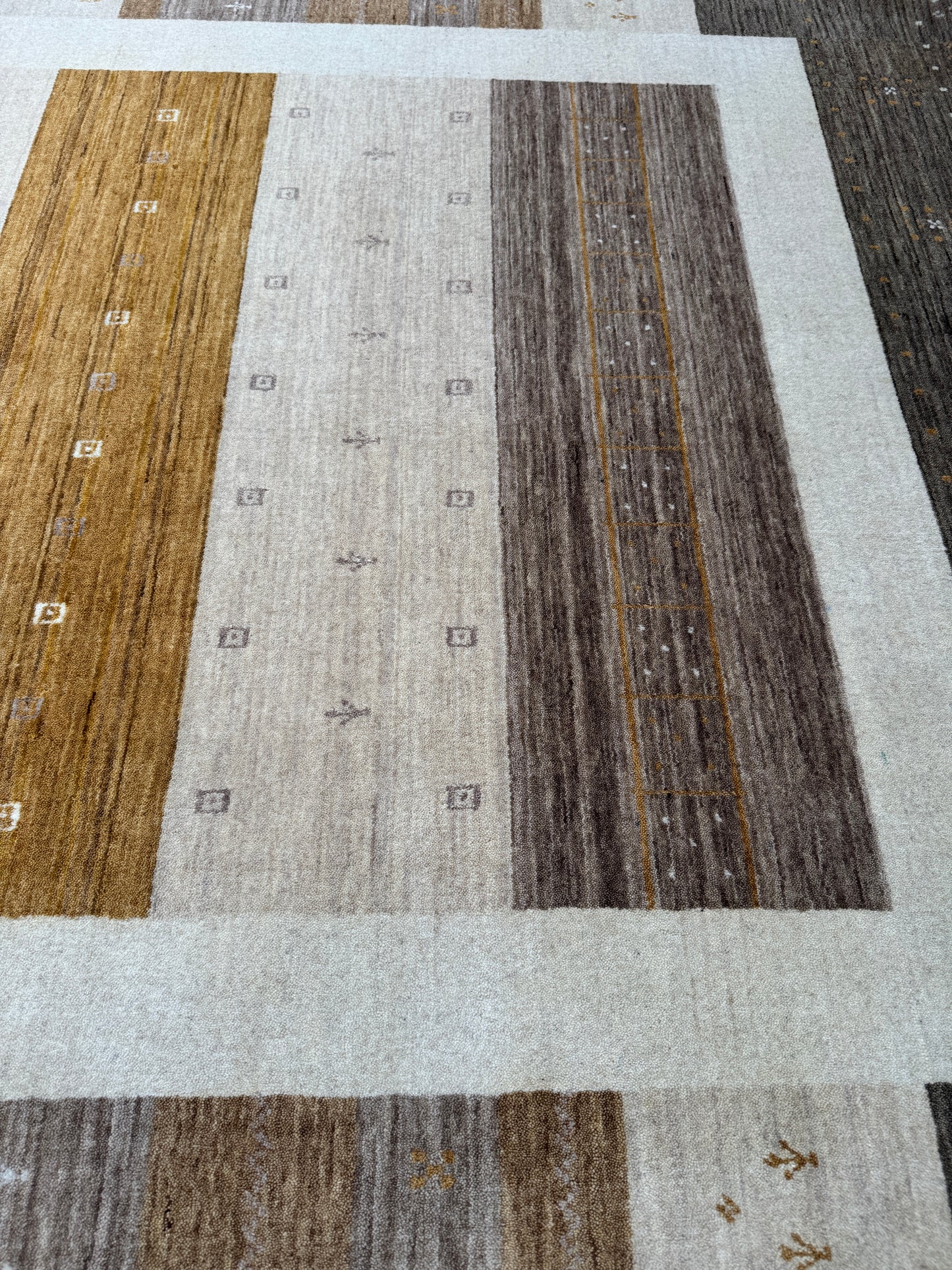 modern Gabbeh rug, India 276x187cm | RUG# 31860