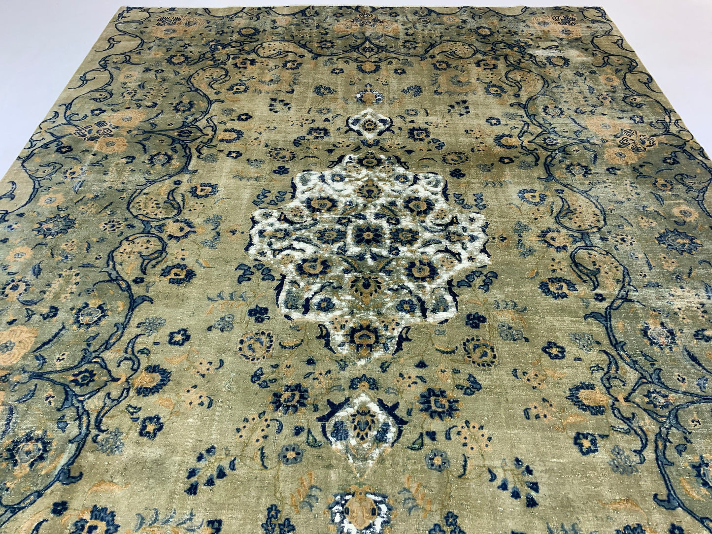 Vintage-Distressed Overdyed Rug 402x282cm | Rug# 10641