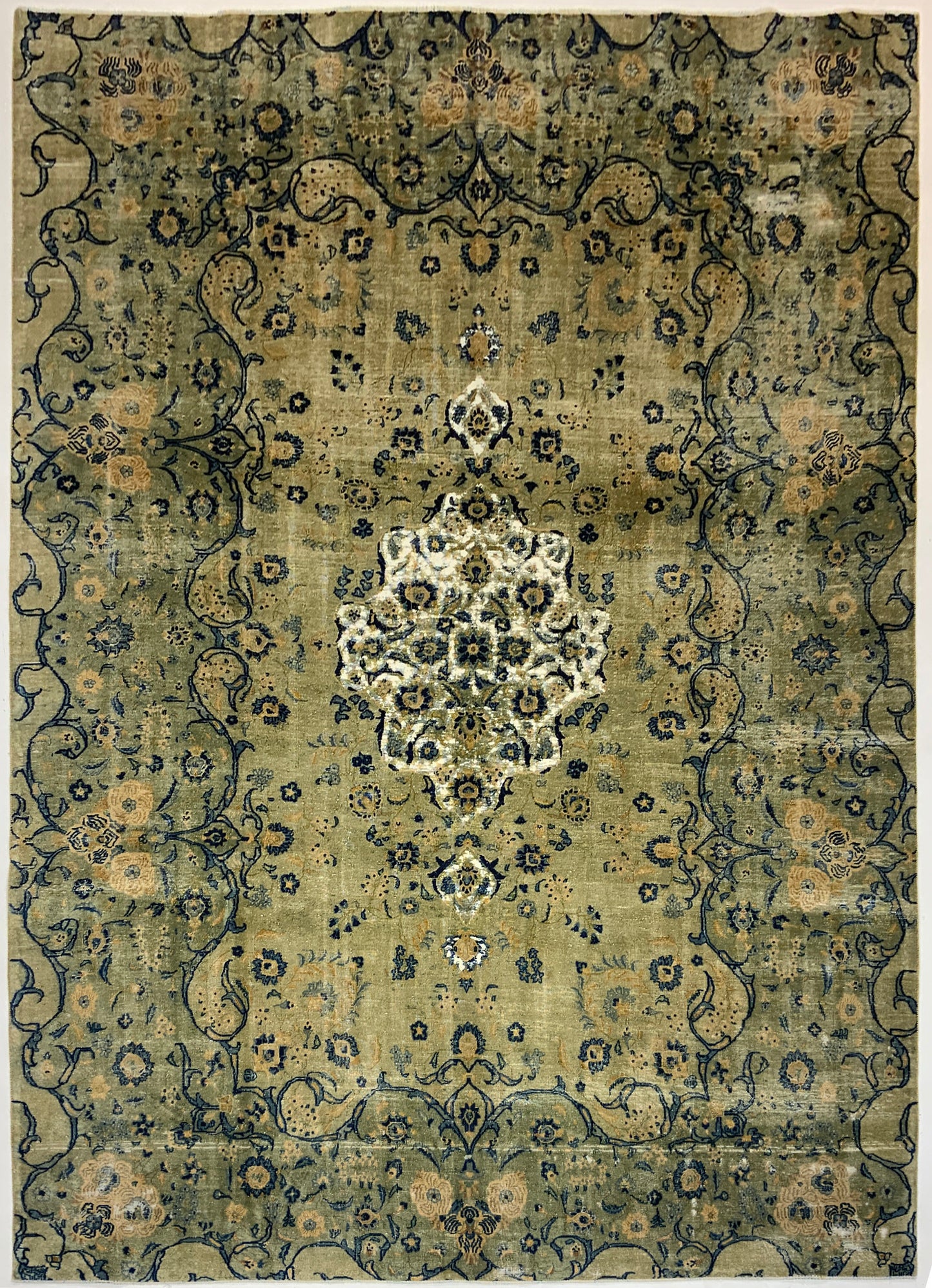 Vintage-Distressed Overdyed Rug 402x282cm