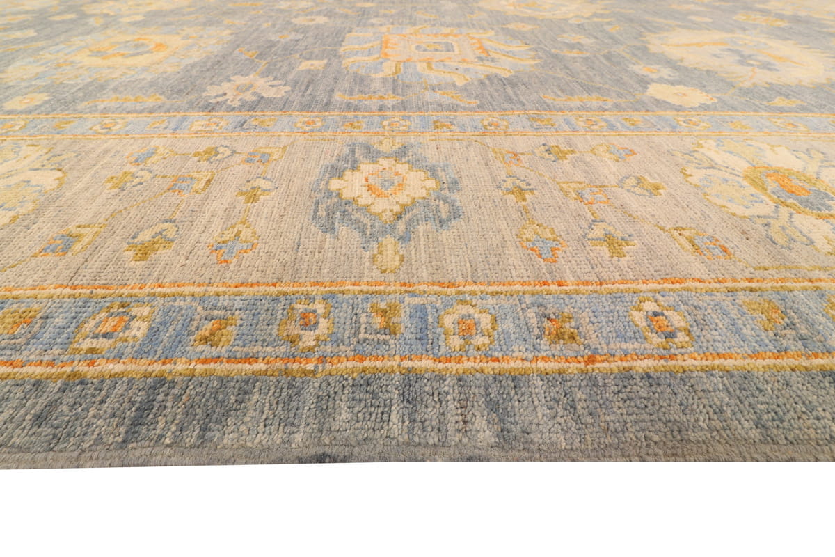 Afghan Turkaman weave, 17th century Oushak design 296x253cm | Rug# 26291