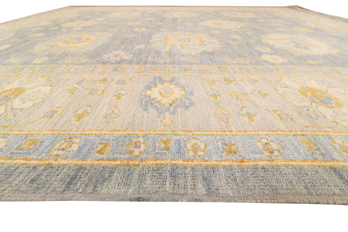 Afghan Turkaman weave, 17th century Oushak design 296x253cm | Rug# 26291