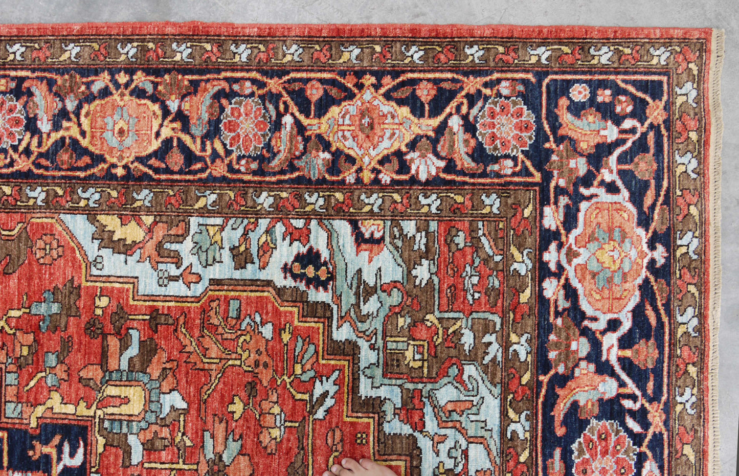 Afghan Turkaman weave, 19th Century Heriz-Serapi design 301x242cm | Rug# 26605