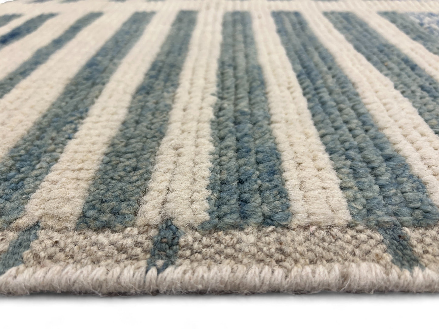 Modern Moroccan Style Rug with mid-c Scandinavian Design 270x188cm | Rug# 26937