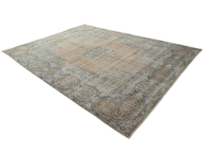 Vintage and Distressed Persian Tabriz rug 398x300cm | Rug# 27135