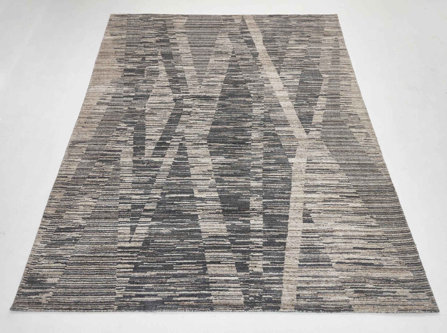 Modern Scandinavian design 304x243cm | Rug# 31338