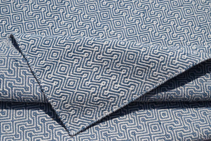 Hand-woven modern Kilim 240x170cm | Rug# 31429