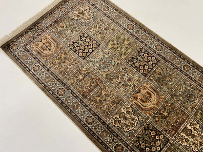 Srinagar Kashmir silk 236x81cm | Rug# 31618